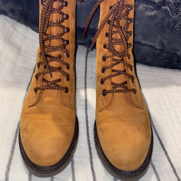 Brown leather boots - Picture 2 of 4